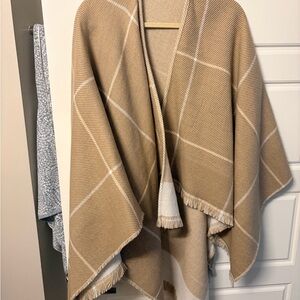 Banana Republic Beige Plaid Reversible Shrug Wrap